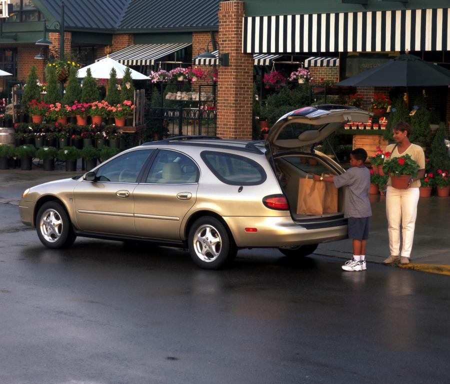  Ford Taurus Wagon 2000 года  (фото 35 из 38)